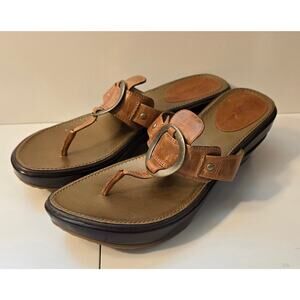 Cole Haan Nike Air Tatum Light Brown Leather Wedge Thong Sandals- Size 10.5 B